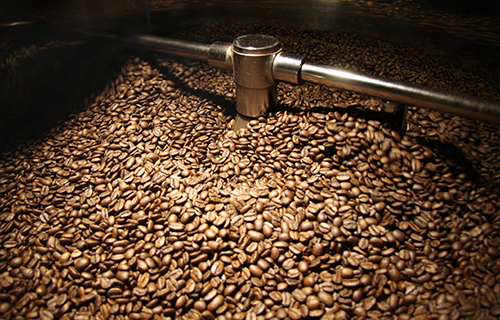 정밀한 로스팅 기술로 탄생된 맛